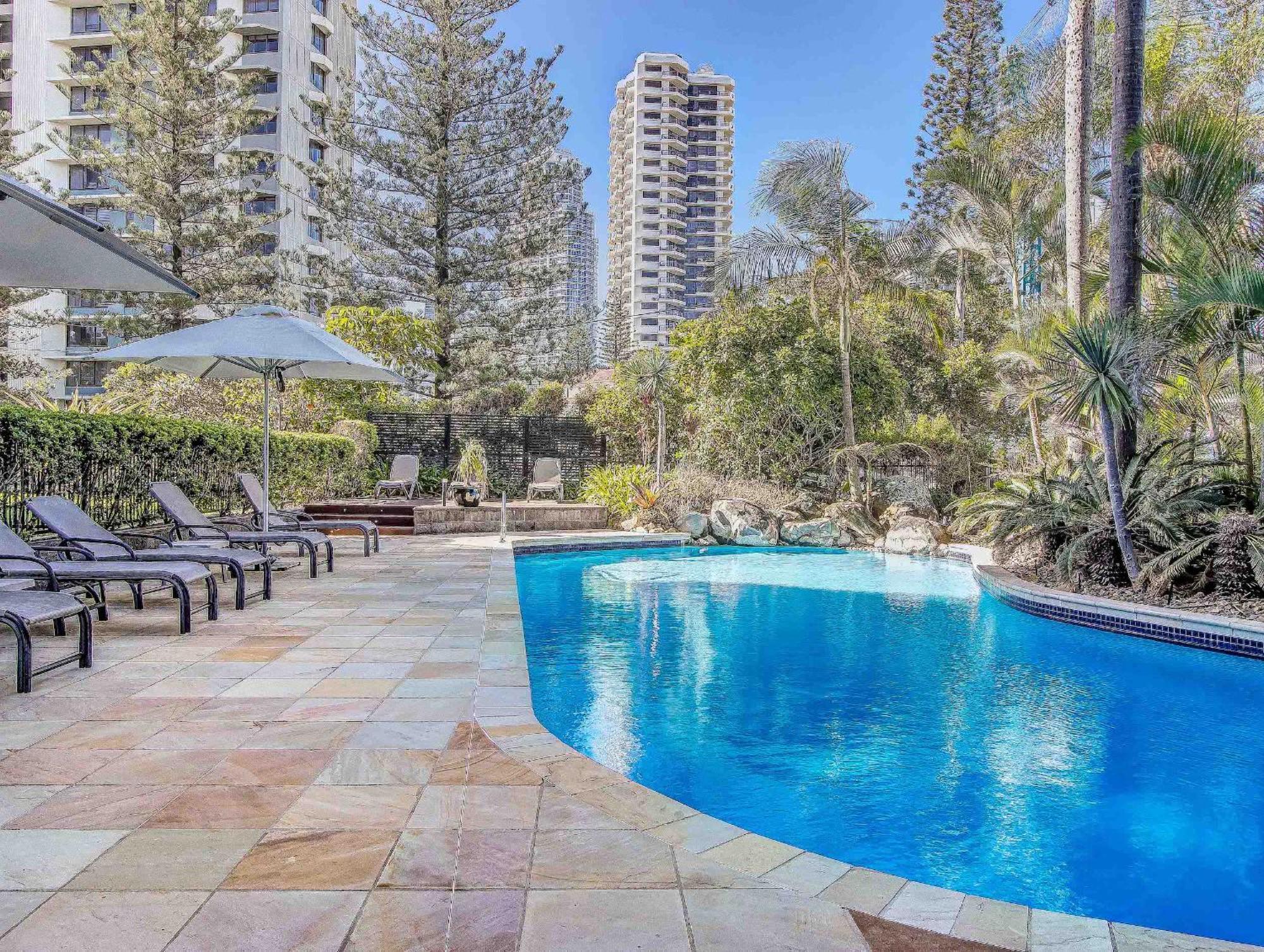 Baronnet Apartments Gold Coast Exterior photo