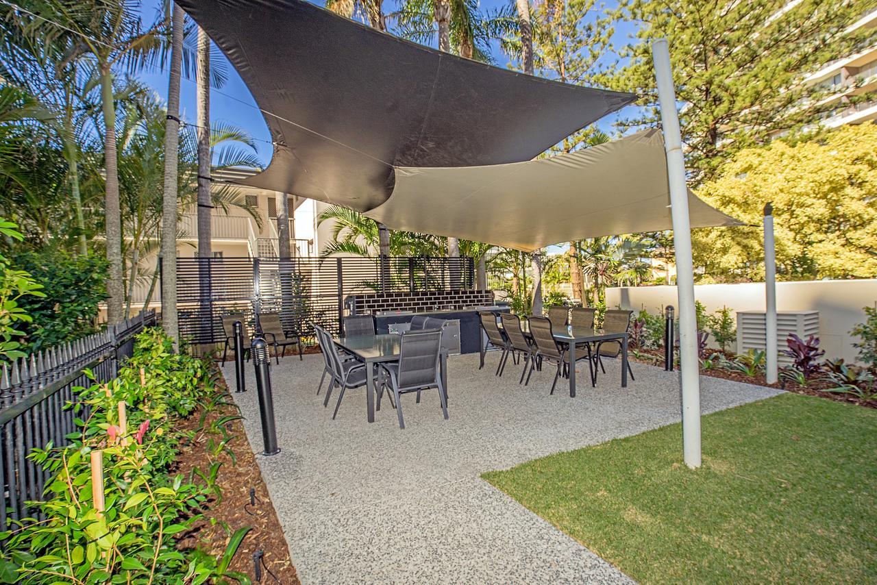 Baronnet Apartments Gold Coast Exterior photo